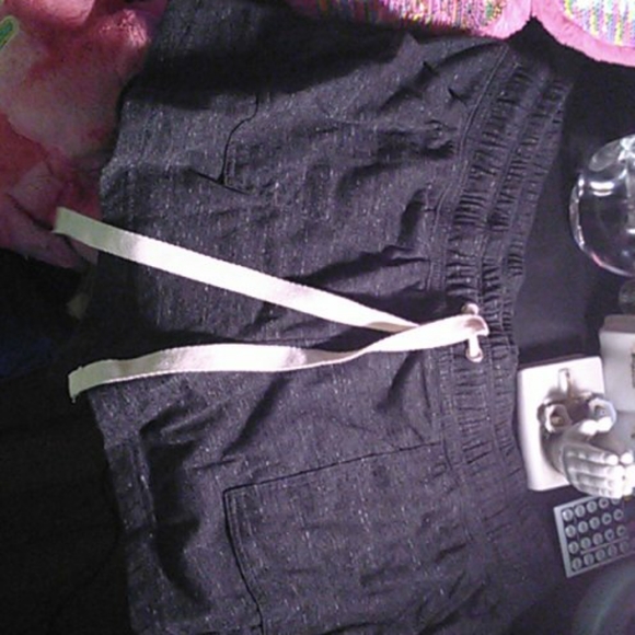 Shorts - Picture 1 of 2